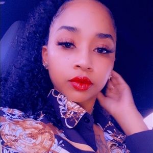 Meet your Posher, Millisia